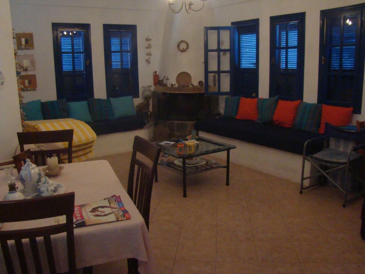Superb View House-Sikinos Island-Chorio Villa Екстериор снимка
