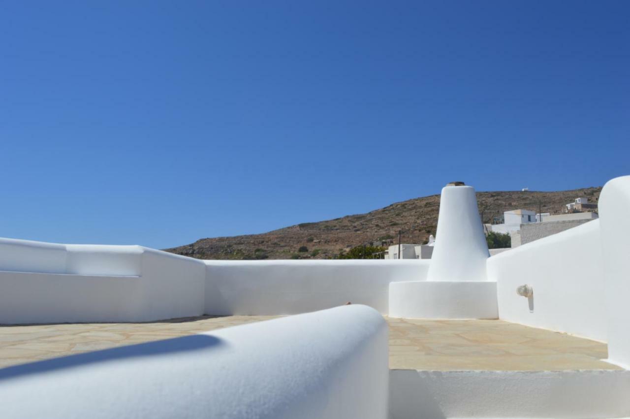 Superb View House-Sikinos Island-Chorio Villa Екстериор снимка
